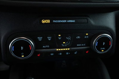 Ford Kuga 2.5 Plug In Hybrid 225 CV CVT 2WD ST-Line (13)