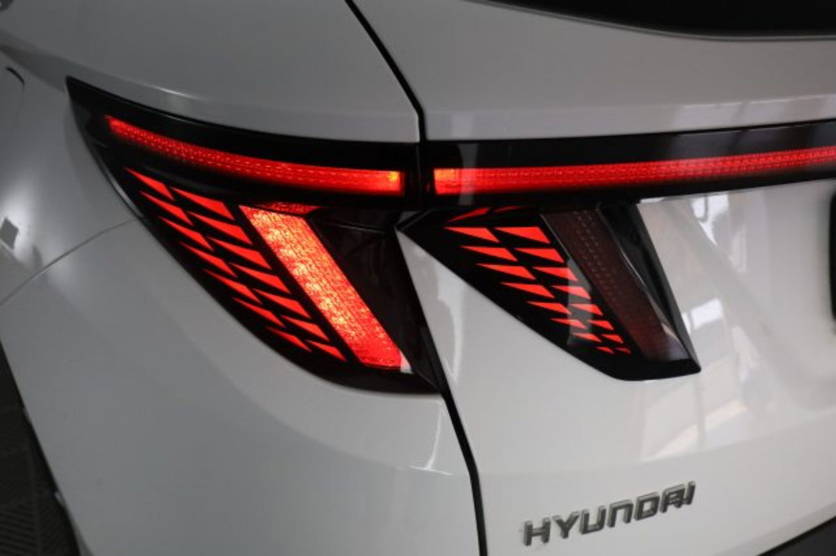 Hyundai Tucson 1.6 crdi 48V Xline 2wd dct (10)