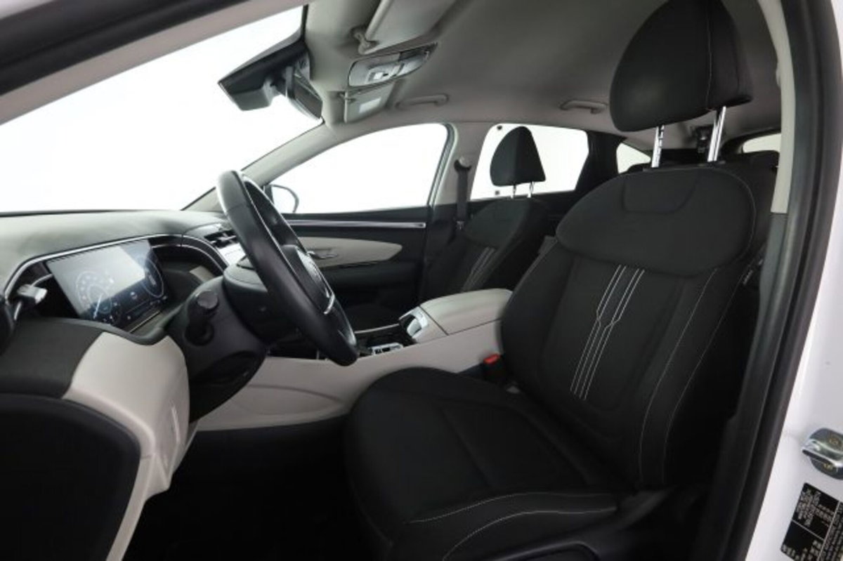 Hyundai Tucson 1.6 crdi 48V Xline 2wd dct (2)