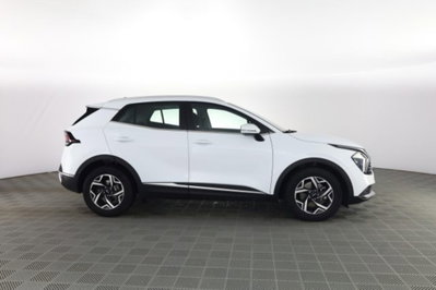 Kia Sportage 1.6 crdi mhev Business dct (3)