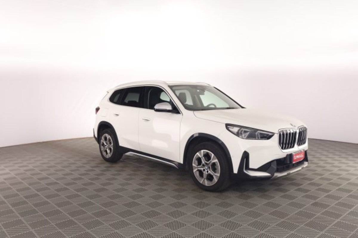 BMW X1 sDrive 18d xLine (2)