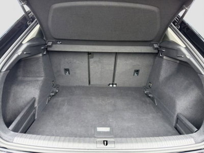 Audi Q3 35 TDI quattro S tronic Business (14)