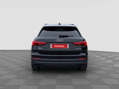 Audi Q3 35 TDI quattro S tronic Business (4)