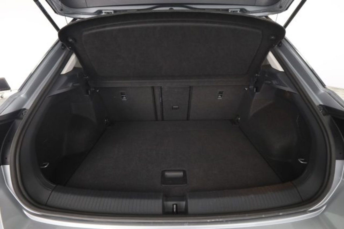 Volkswagen T-Roc 2.0 tdi Life 115cv (6)