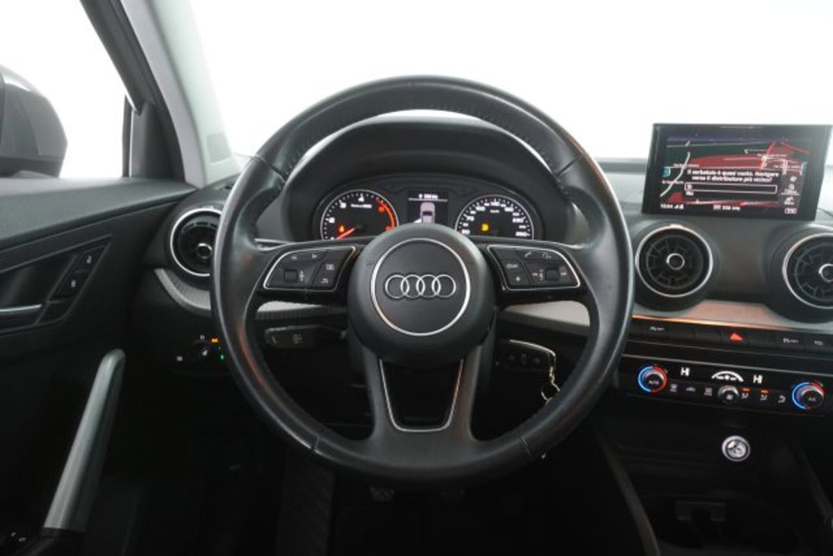 Audi Q2 Q2 30 TDI Business (13)