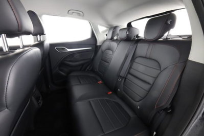 Mg ZS ZS 1.5 Luxury (2)