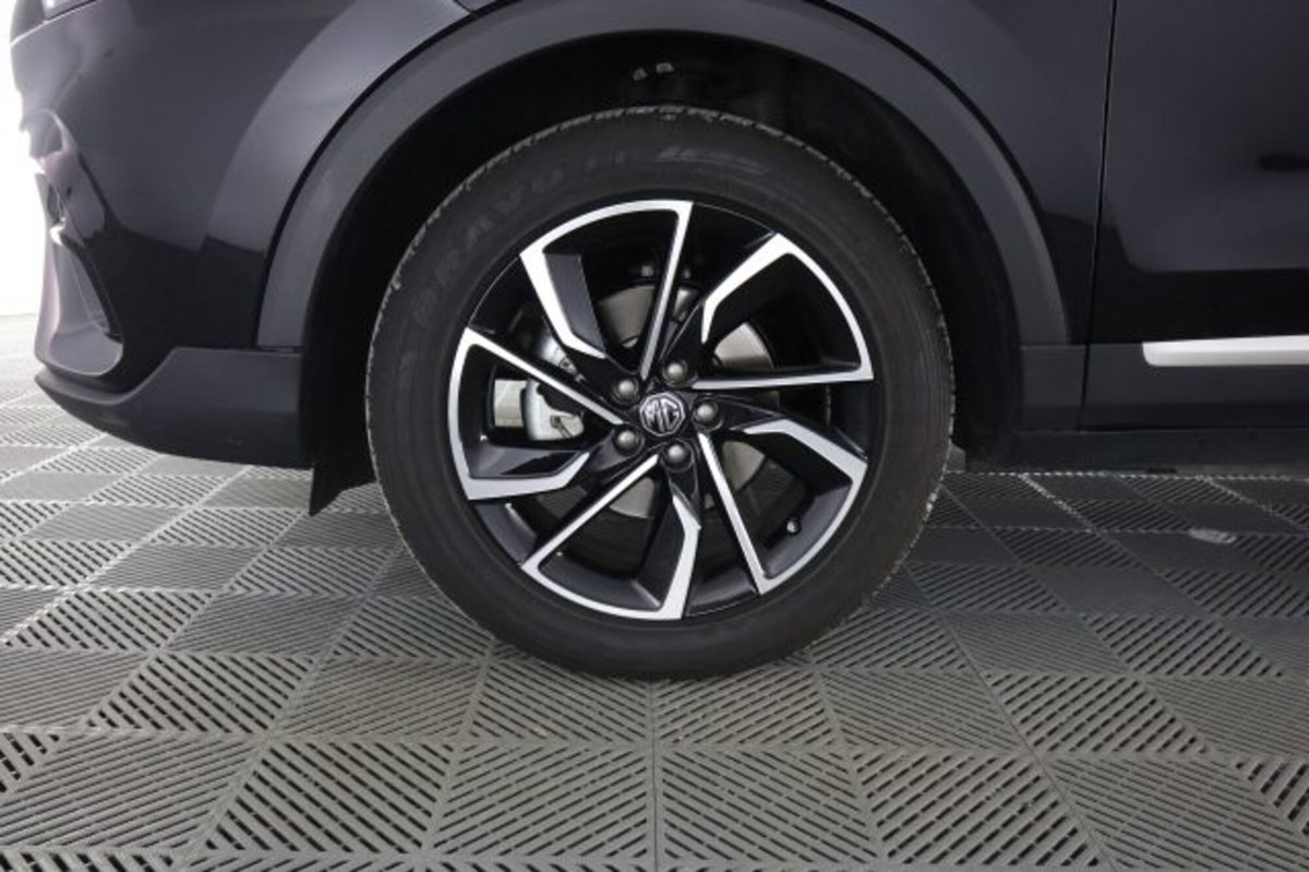 Mg ZS ZS 1.5 Luxury (6)