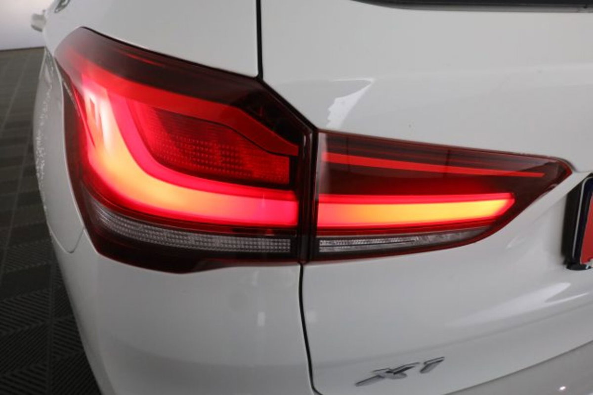 BMW X1 xDrive18d xLine Plus (10)