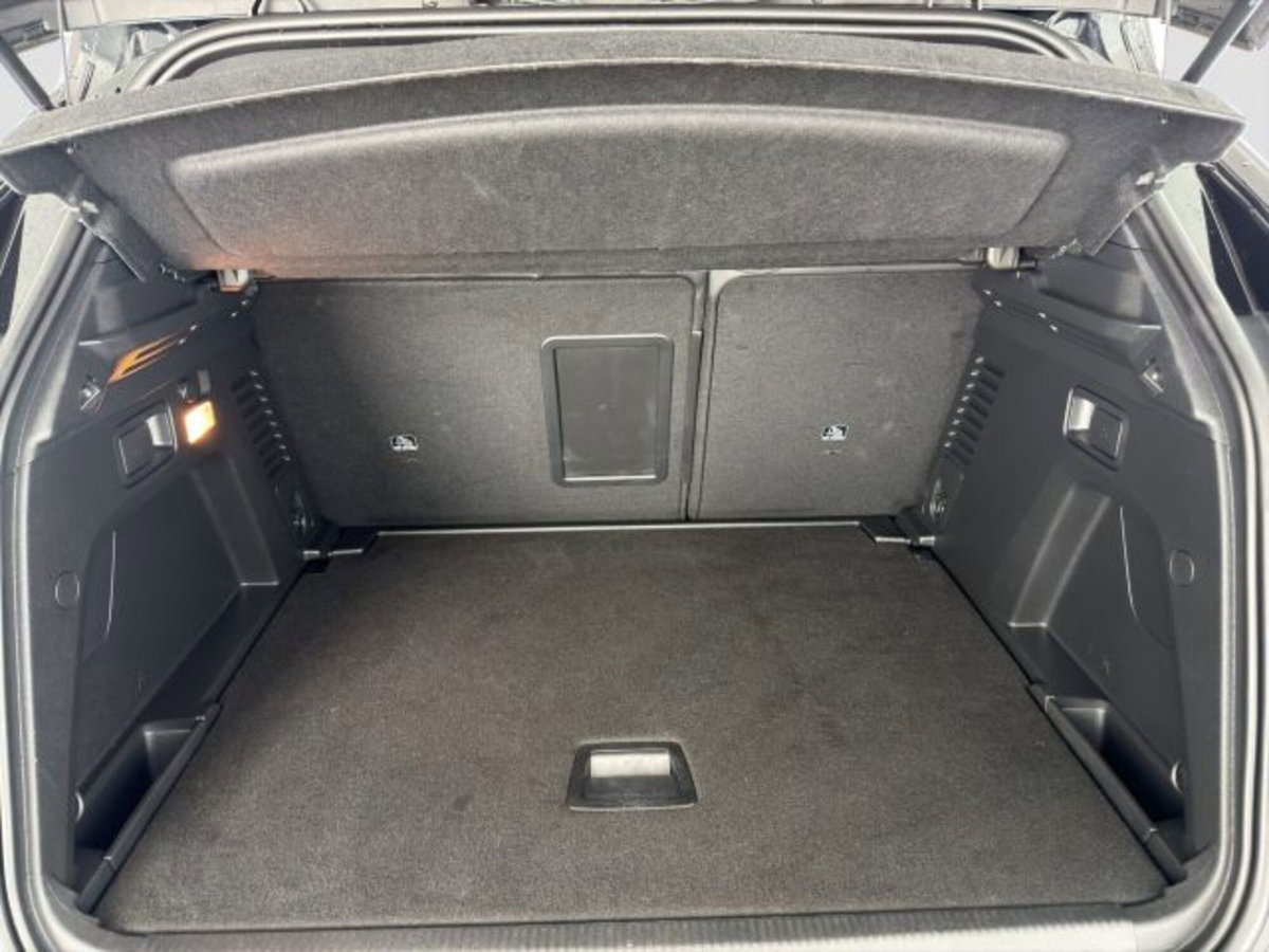 Peugeot 3008 PureTech Turbo 130 S&S GT (13)