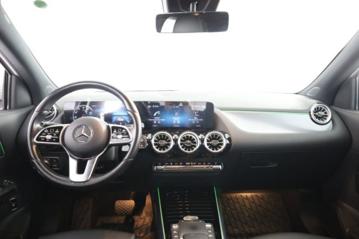 Mercedes-Benz CLA Shooting Brake 200 d Automatic Shooting Brake Sport (4)