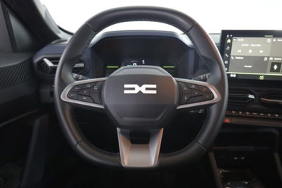 Dacia Duster 1.6 hybrid Journey 140cv (5)