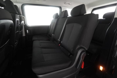 Hyundai Staria 2.2 awd auto (11)