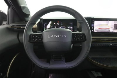 Lancia Ypsilon 1.2 mhev Edizione Cassina e-dct (5)
