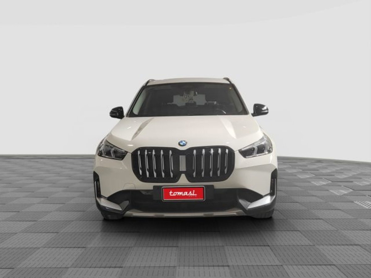 BMW X1 sDrive 18d xLine (8)