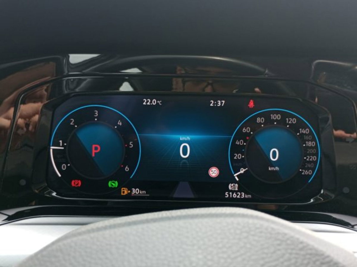 Volkswagen Golf Variant 2.0 TDI SCR DSG Life (15)
