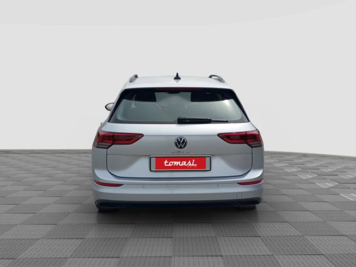 Volkswagen Golf Variant 2.0 TDI SCR DSG Life (4)