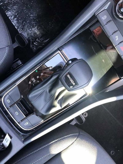 Skoda Karoq 2.0 TDI SCR 4x4 DSG Executive (19)
