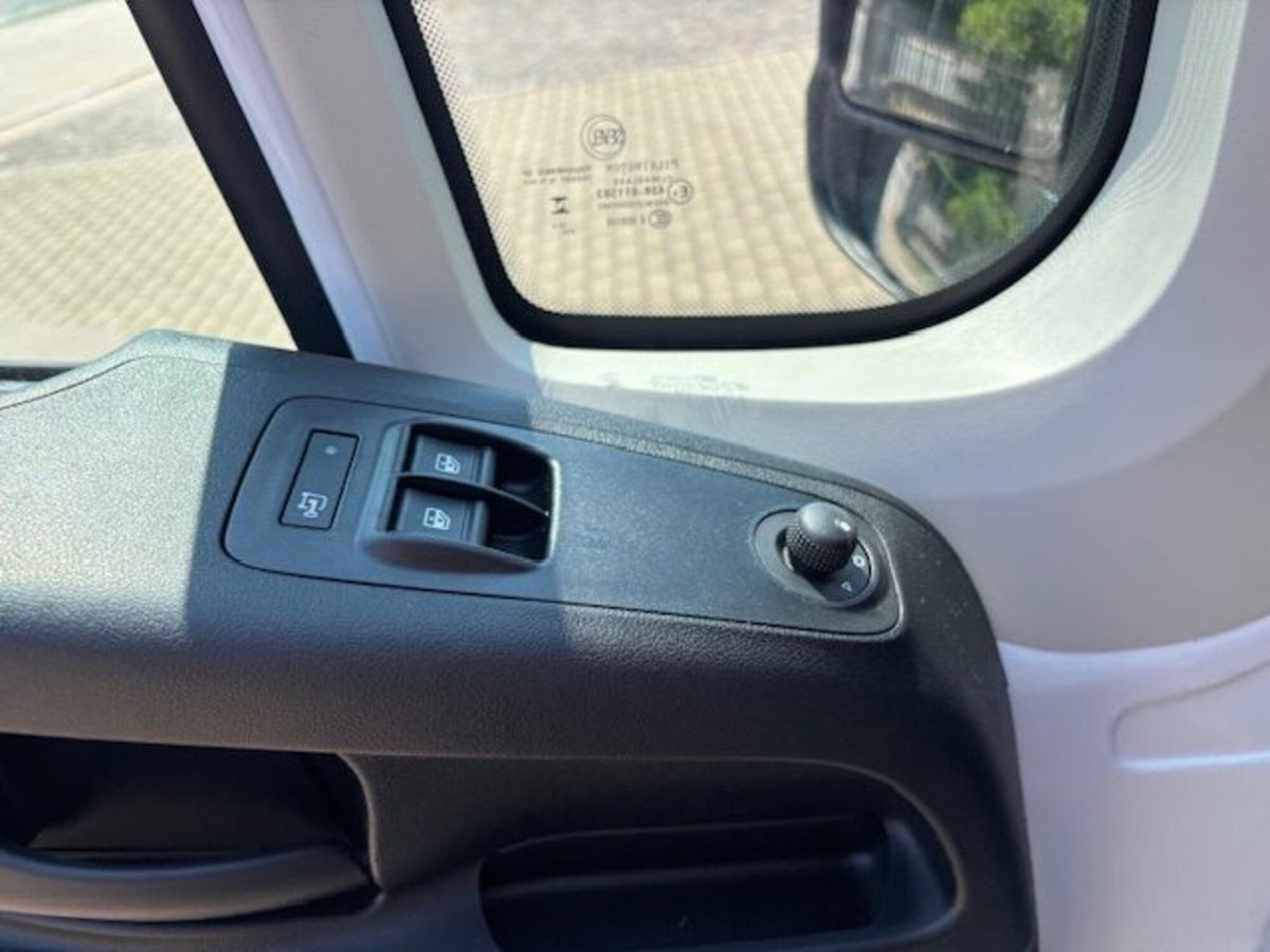 Fiat Ducato Furgone 35 2.2 Mjt 140CV PLMX-TM Maxi HD (13)