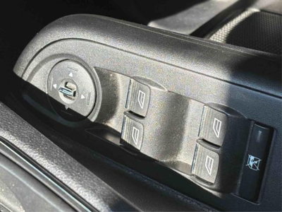 Ford B-Max B-Max 1.4 90 CV GPL (14)