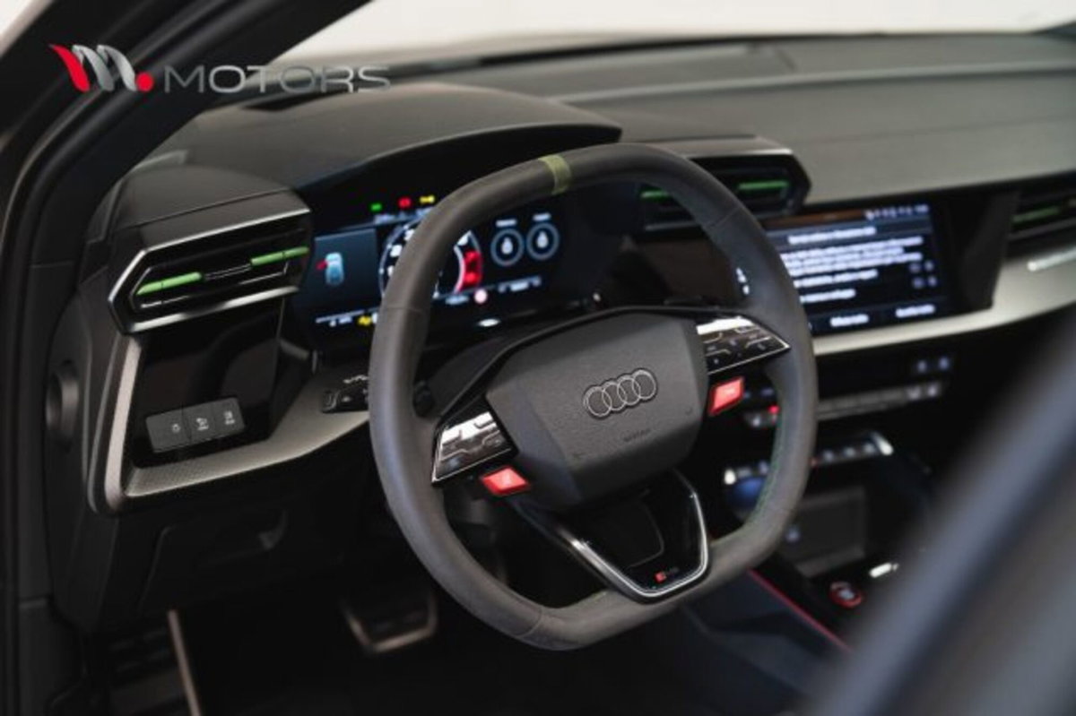 Audi RS 3 Sportback 2.5 tfsi quattro s-tronic (19)