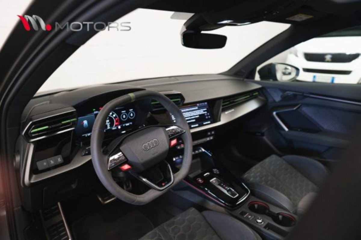 Audi RS 3 Sportback 2.5 tfsi quattro s-tronic (7)