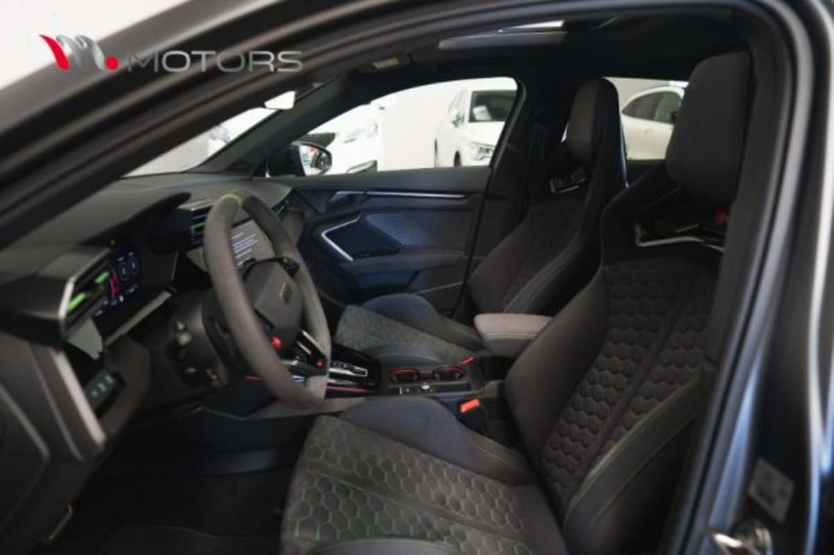 Audi RS 3 Sportback 2.5 tfsi quattro s-tronic (8)
