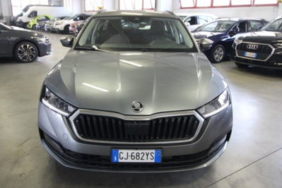 Skoda Octavia Station Wagon 2.0 TDI EVO SCR DSG Wagon Executive usata