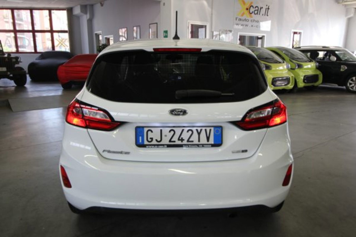 Ford Fiesta 1.0 MHEV 125 CV 3 porte  Trend (6)