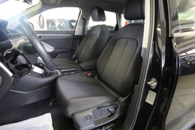 Audi Q3 35 1.5 tfsi s-tronic (19)