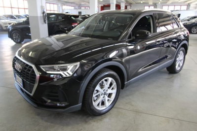 Audi Q3 35 1.5 tfsi s-tronic (2)