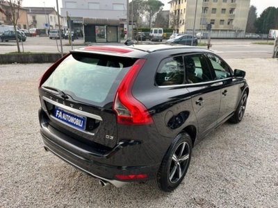 Volvo XC60 D3 Geartronic R-design (13)