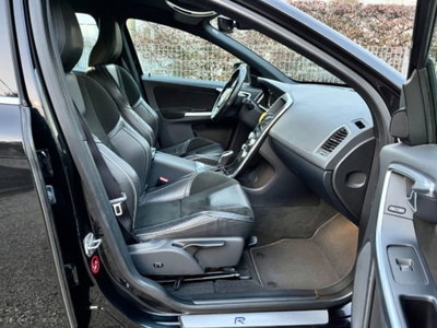 Volvo XC60 D3 Geartronic R-design (8)