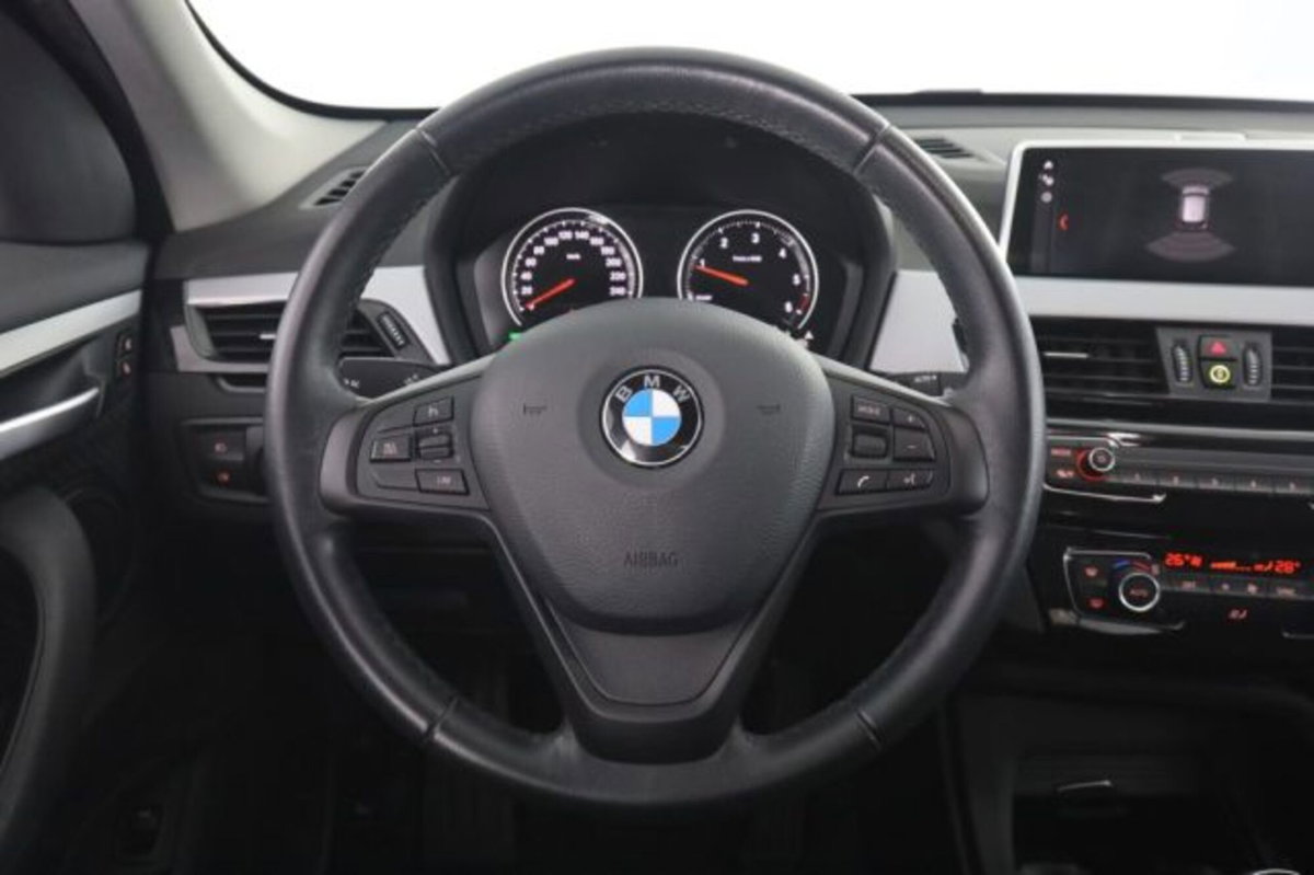 BMW X1 sDrive18d Business Advantage (5)