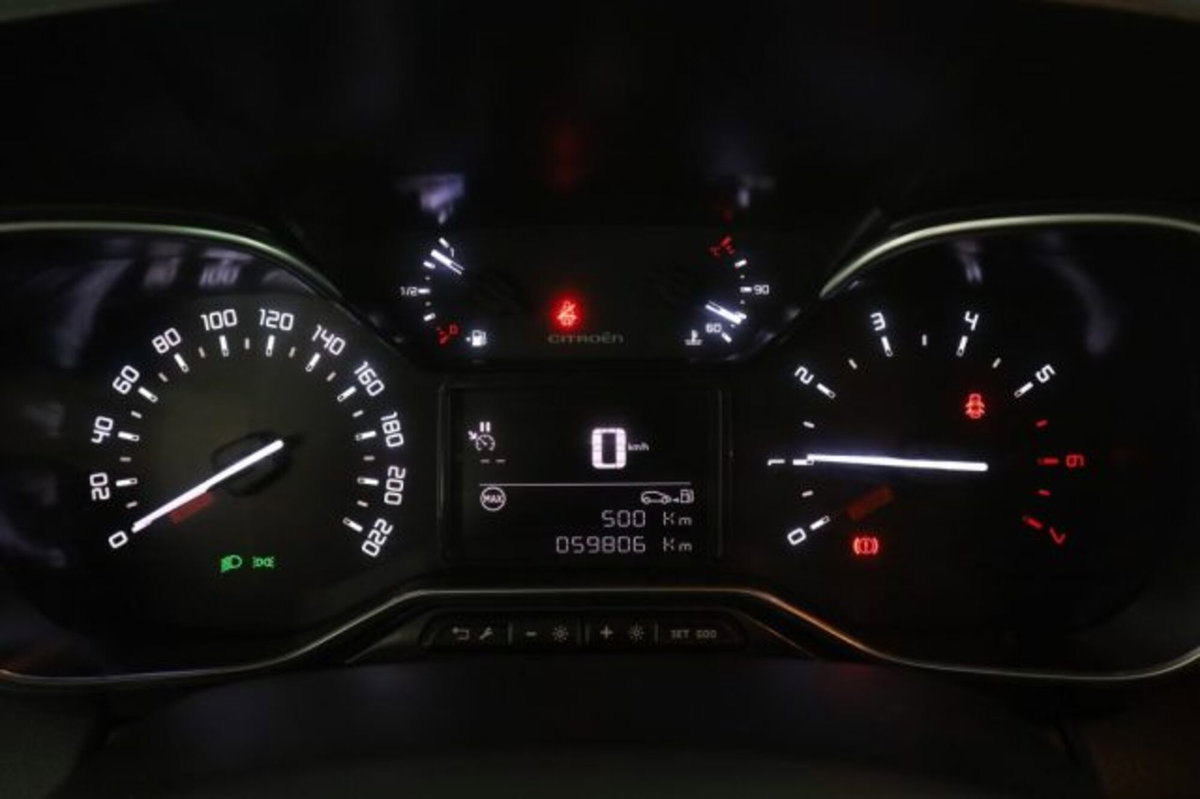 Citroen C3 Aircross 1.2 puretech Plus s&s 110cv (15)