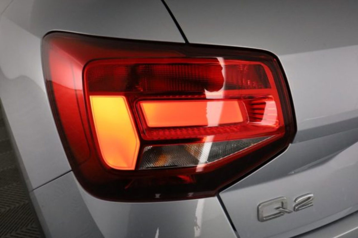 Audi Q2 Q2 30 TDI S tronic Business (10)