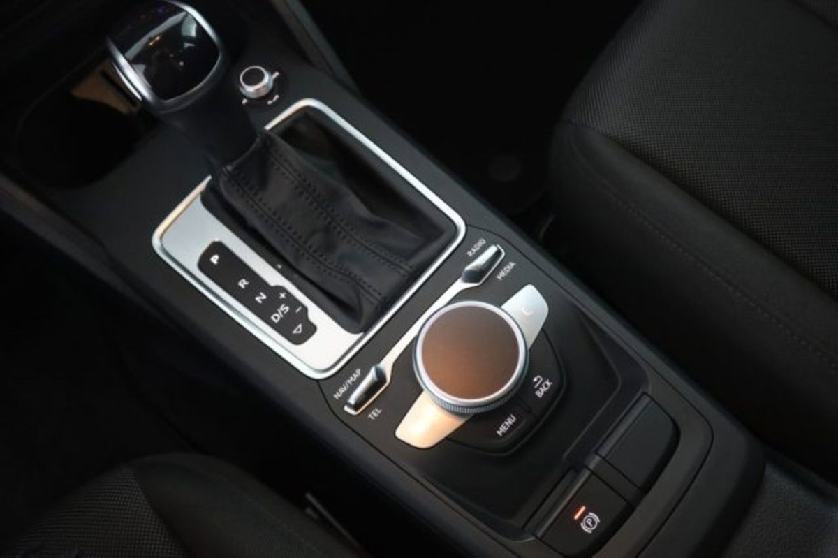 Audi Q2 Q2 30 TDI S tronic Business (13)