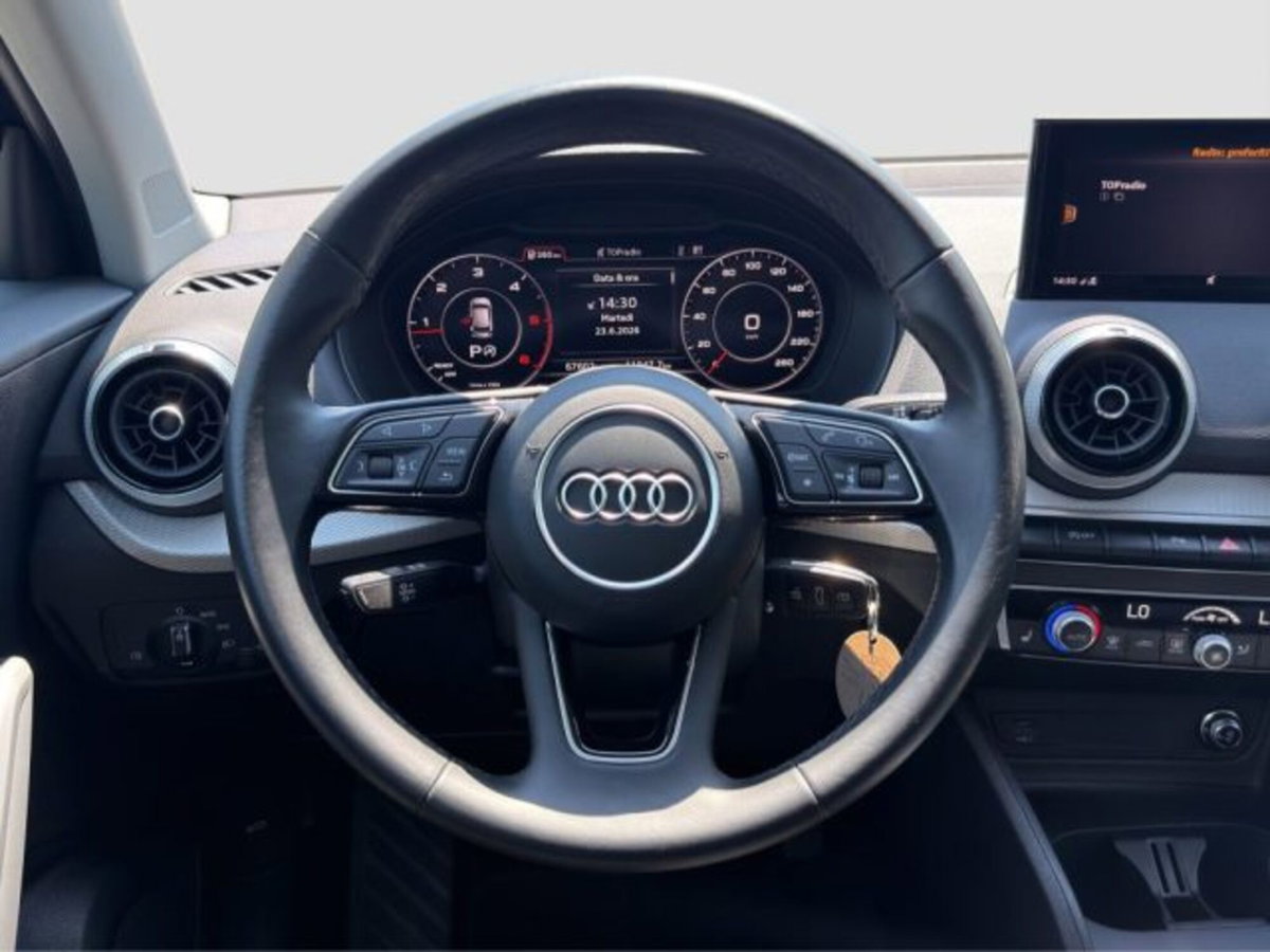 Audi Q2 Q2 30 TDI S tronic Business (13)