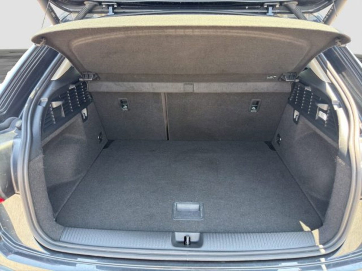 Audi Q2 Q2 30 TDI S tronic Business (14)