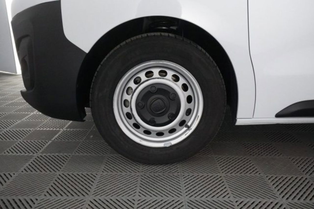 Fiat Scudo Furgone ce 1.5 bluehdi 120cv L3H1 (6)