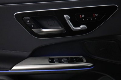 Mercedes-Benz CLE Cabrio 200 AMG Line Premium auto (13)