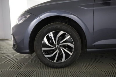 Volkswagen Polo 1.0 tsi Life 95cv dsg (8)