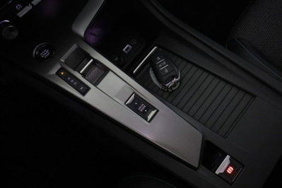Peugeot 308 PureTech Turbo 130 S&S EAT8 Allure (13)