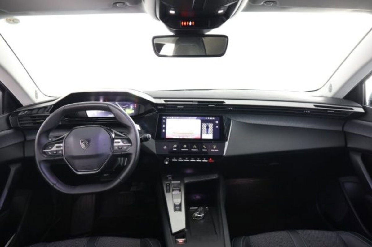 Peugeot 308 PureTech Turbo 130 S&S EAT8 Allure (4)