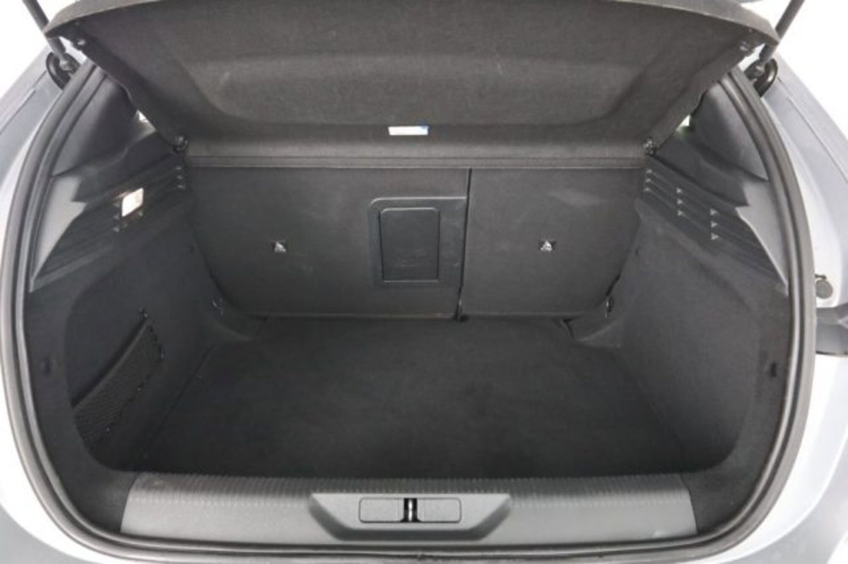 Peugeot 308 PureTech Turbo 130 S&S EAT8 Allure (6)