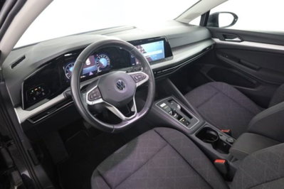 Volkswagen Golf Variant 1.0 eTSI EVO DSG Life usata
