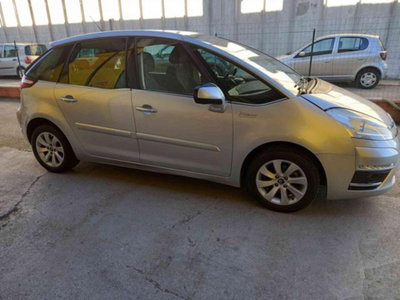 Citroen C4 Picasso 1.6 HDi 110 FAP Exclusive (7)
