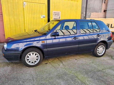 Volkswagen Golf 1.6 cat 5 porte CL (2)
