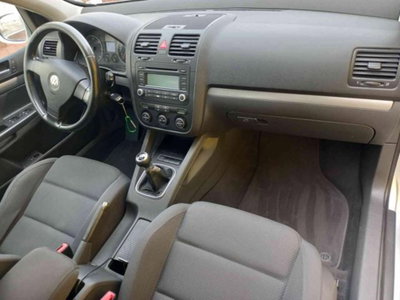 Volkswagen Golf 2.0 16V TDI 4mot. 5p. Sportline (15)