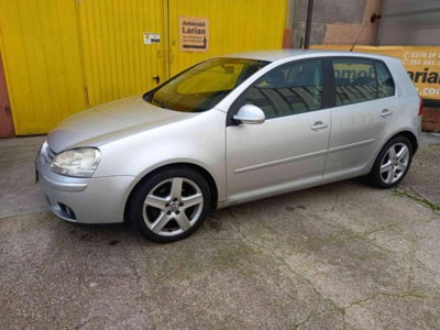 Volkswagen Golf 2.0 16V TDI 4mot. 5p. Sportline (2)