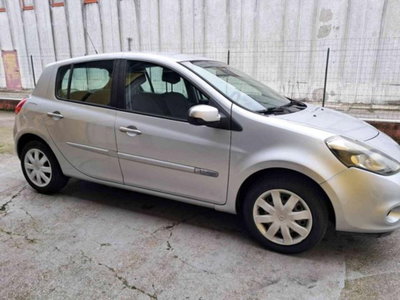 Renault Clio 1.2 16V 5 porte GPL Dynamique (10)